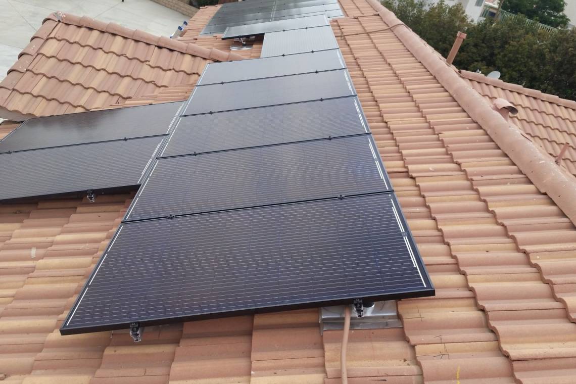 PV Solar Installation in Hesperia CA