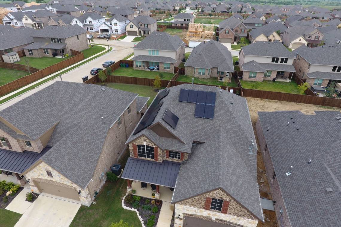 Residential Solar Energy System in Northlake TX