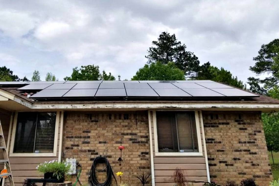 Residential Solar Panel Array in New Llano LA