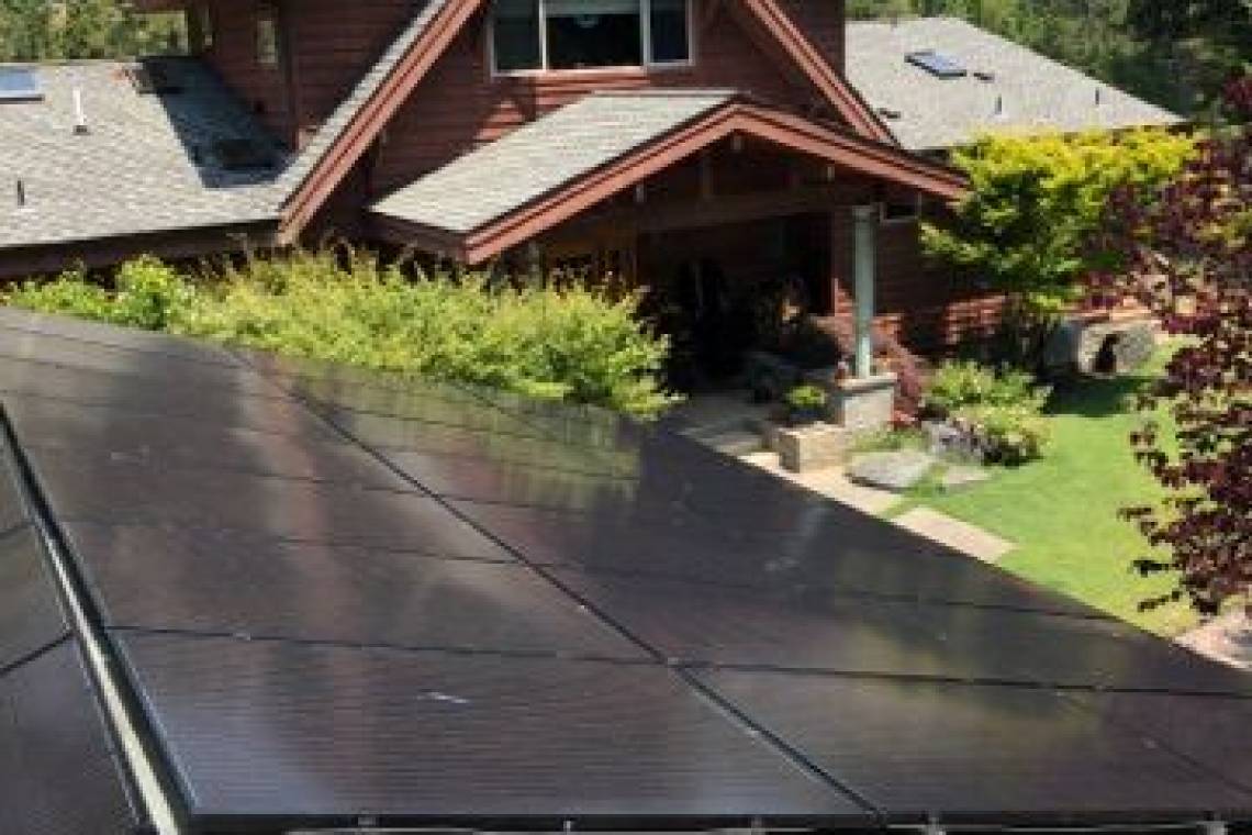 Roof Mount PV Solar Install in Gasquet CA