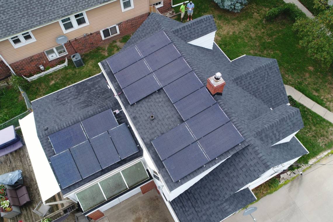 Rooftop Solar Installation in Des Moines IA