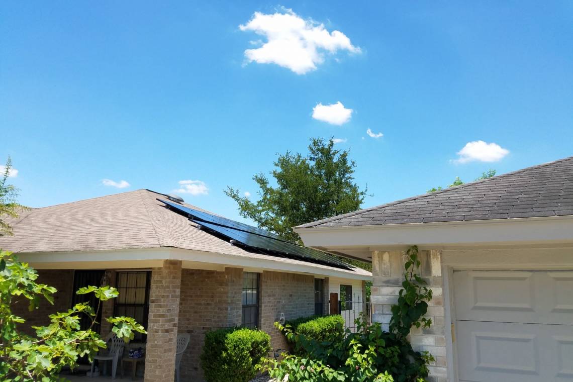 Solar Power System in Mission TX