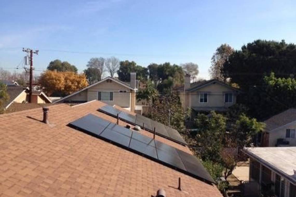 Solar Energy System in Lakewood, CA - Rooftop